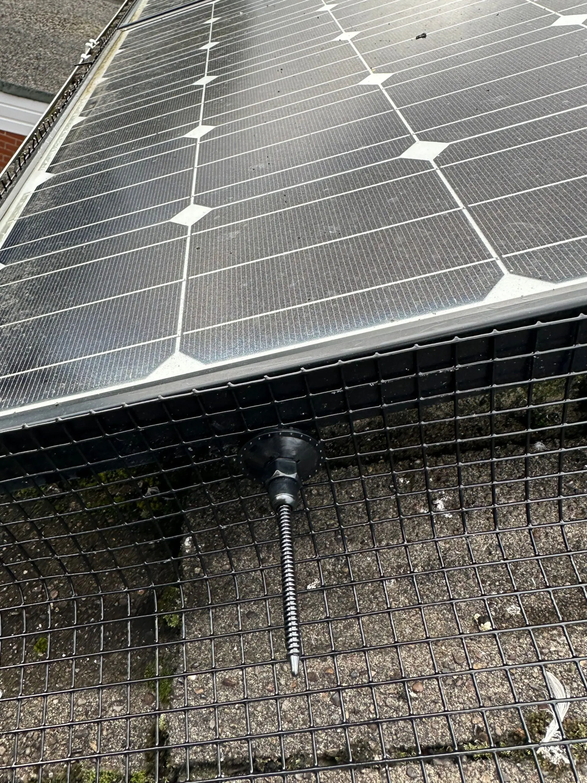 Solar panel bird proofing mesh